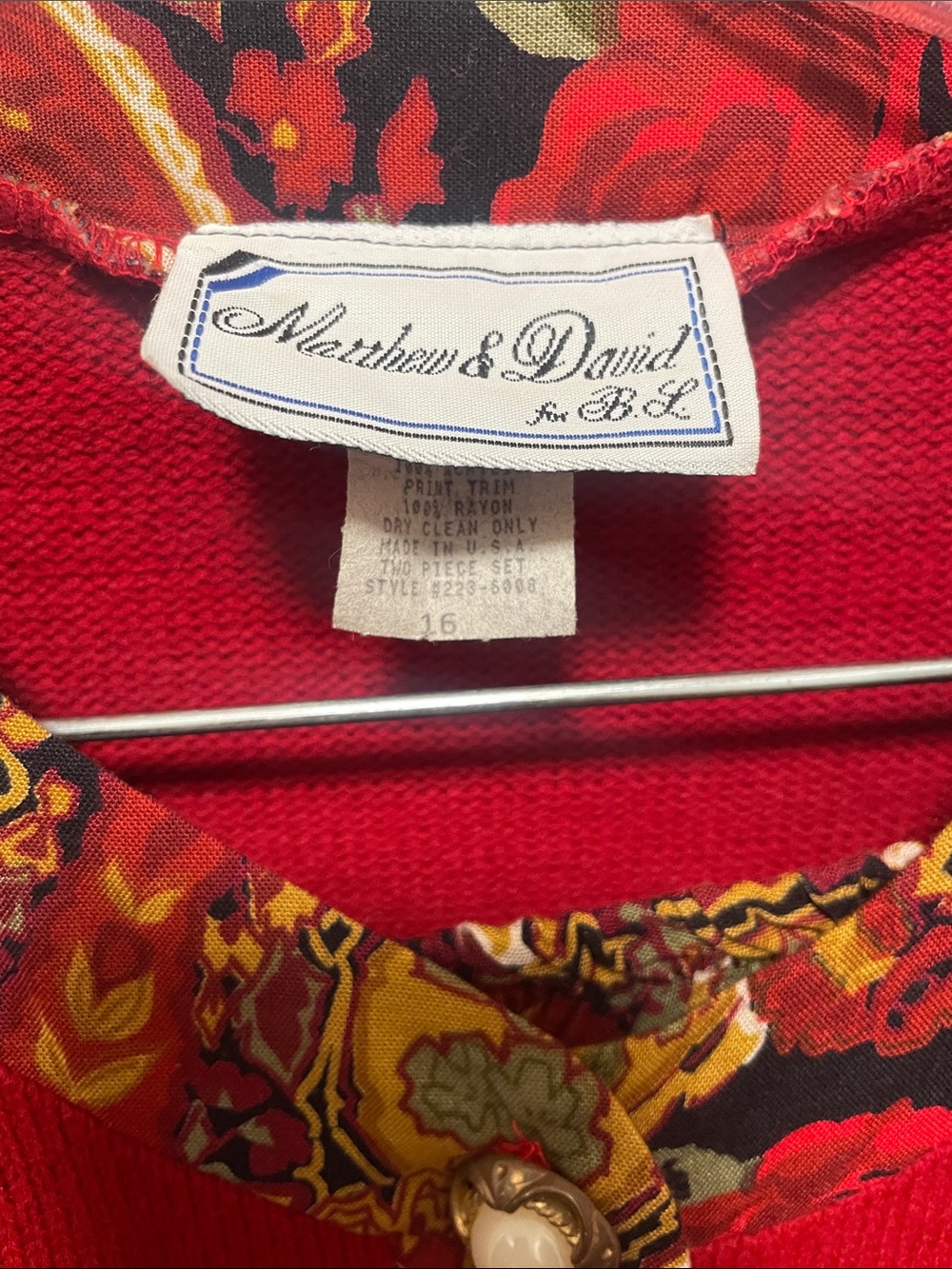Vintage Matthew & David 2pc Knit Cardigan & Matching Floral Pleated Skirt Set - Picture 2 of 10